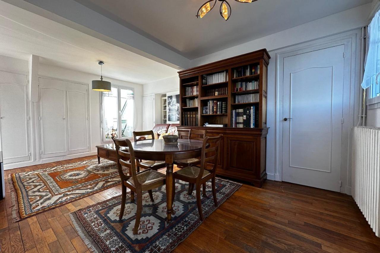 טור Beautiful Apartment With Terrace - Loire View מראה חיצוני תמונה