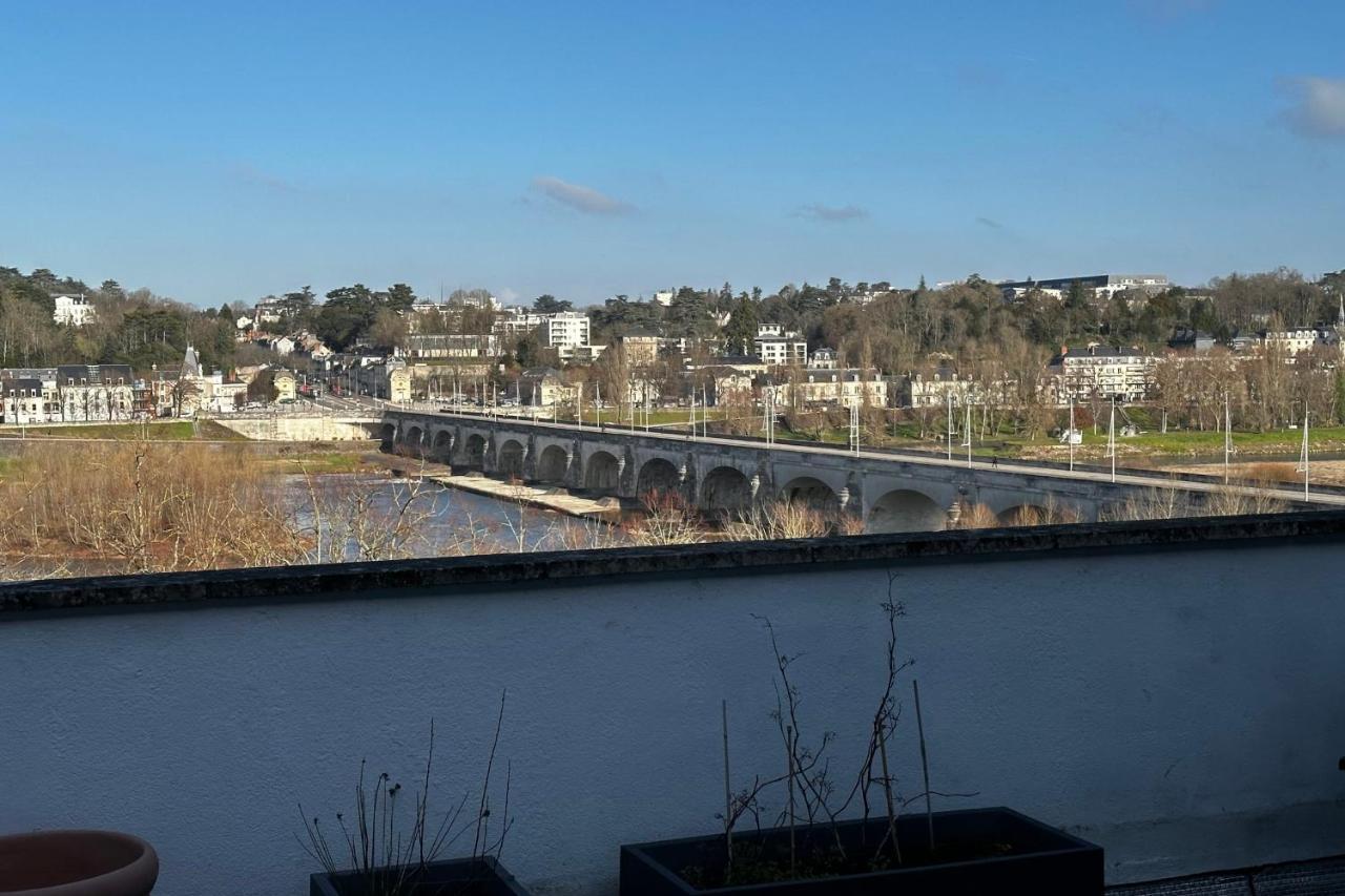 טור Beautiful Apartment With Terrace - Loire View מראה חיצוני תמונה
