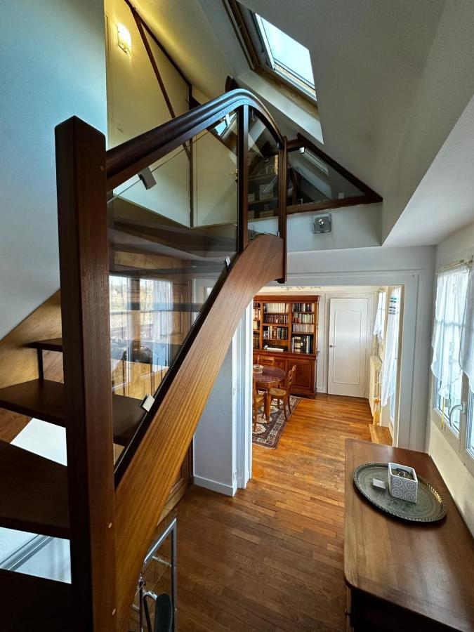 טור Beautiful Apartment With Terrace - Loire View מראה חיצוני תמונה