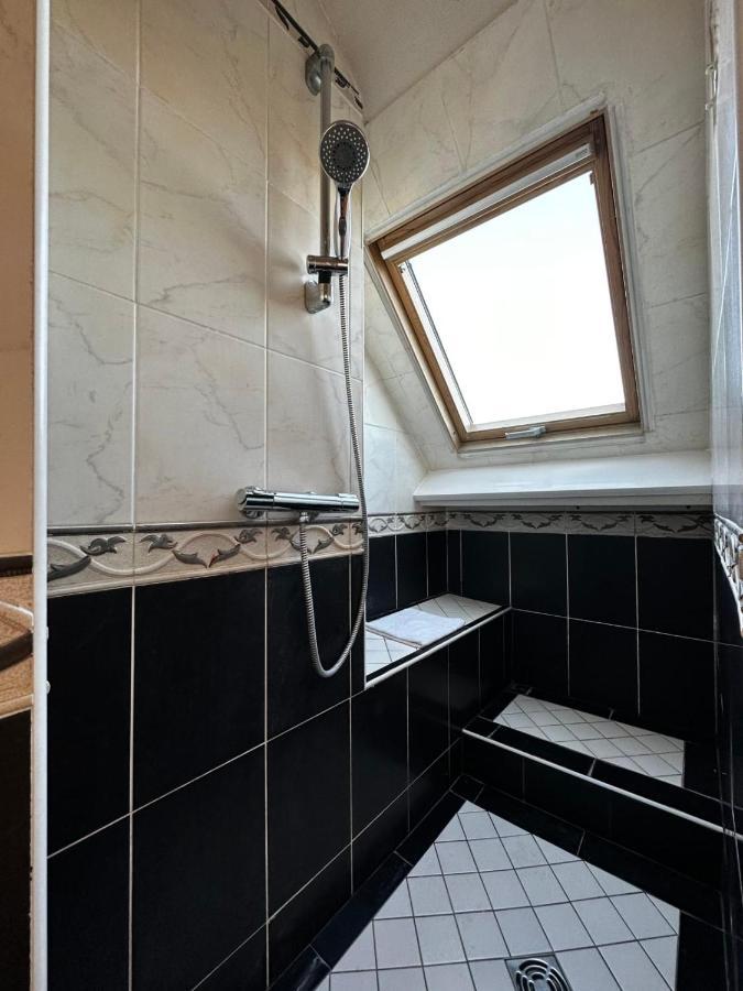 טור Beautiful Apartment With Terrace - Loire View מראה חיצוני תמונה
